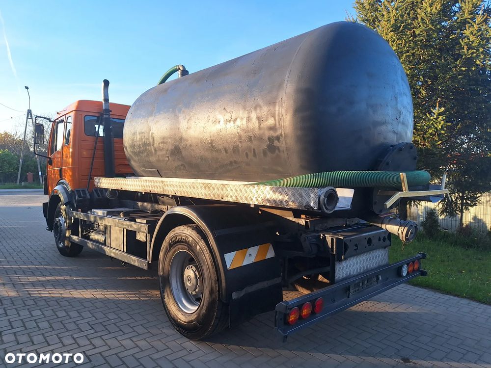 Mercedes-Benz SK 1824 - 3