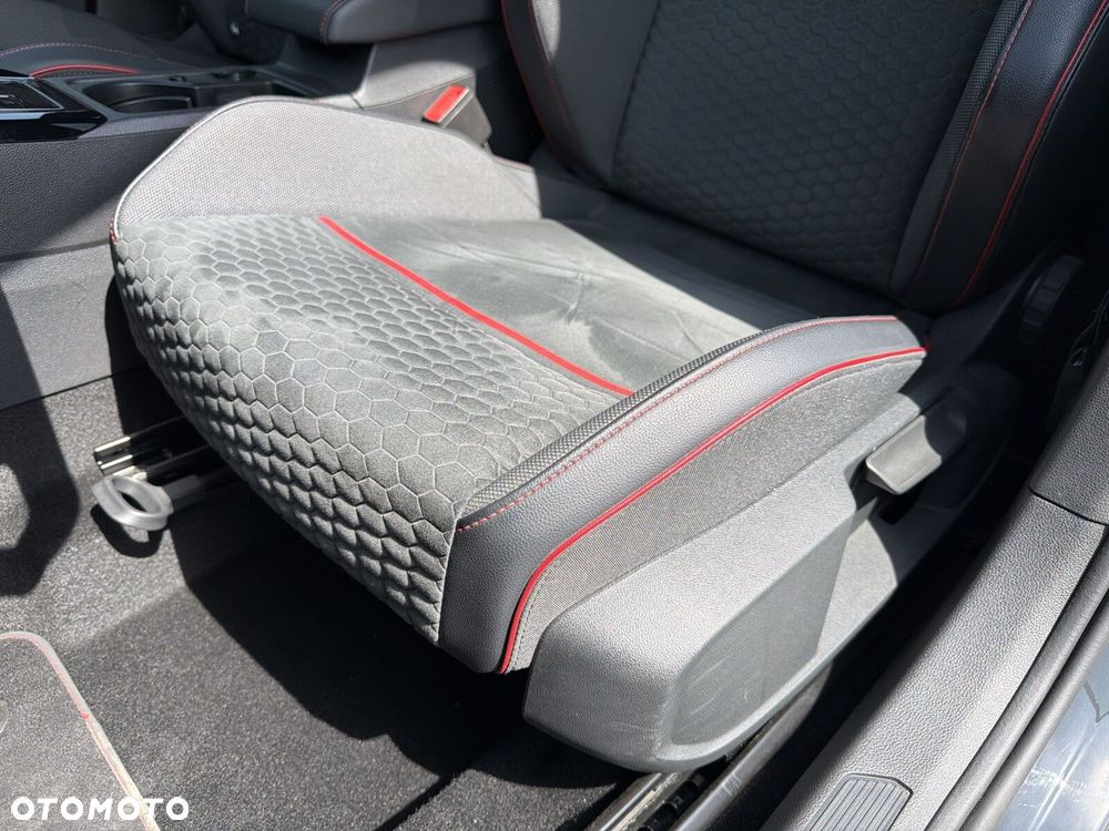 Volkswagen Golf 2.0 TSI GTI DSG - 37