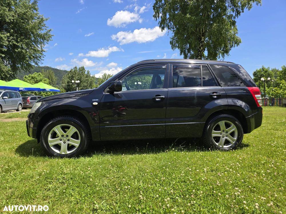 Suzuki Grand Vitara 1.9 DDIS JLX Navi - 32
