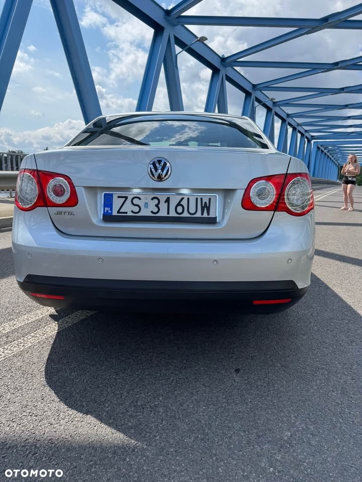 Volkswagen Jetta 1.4 TSI Comfortline - 11