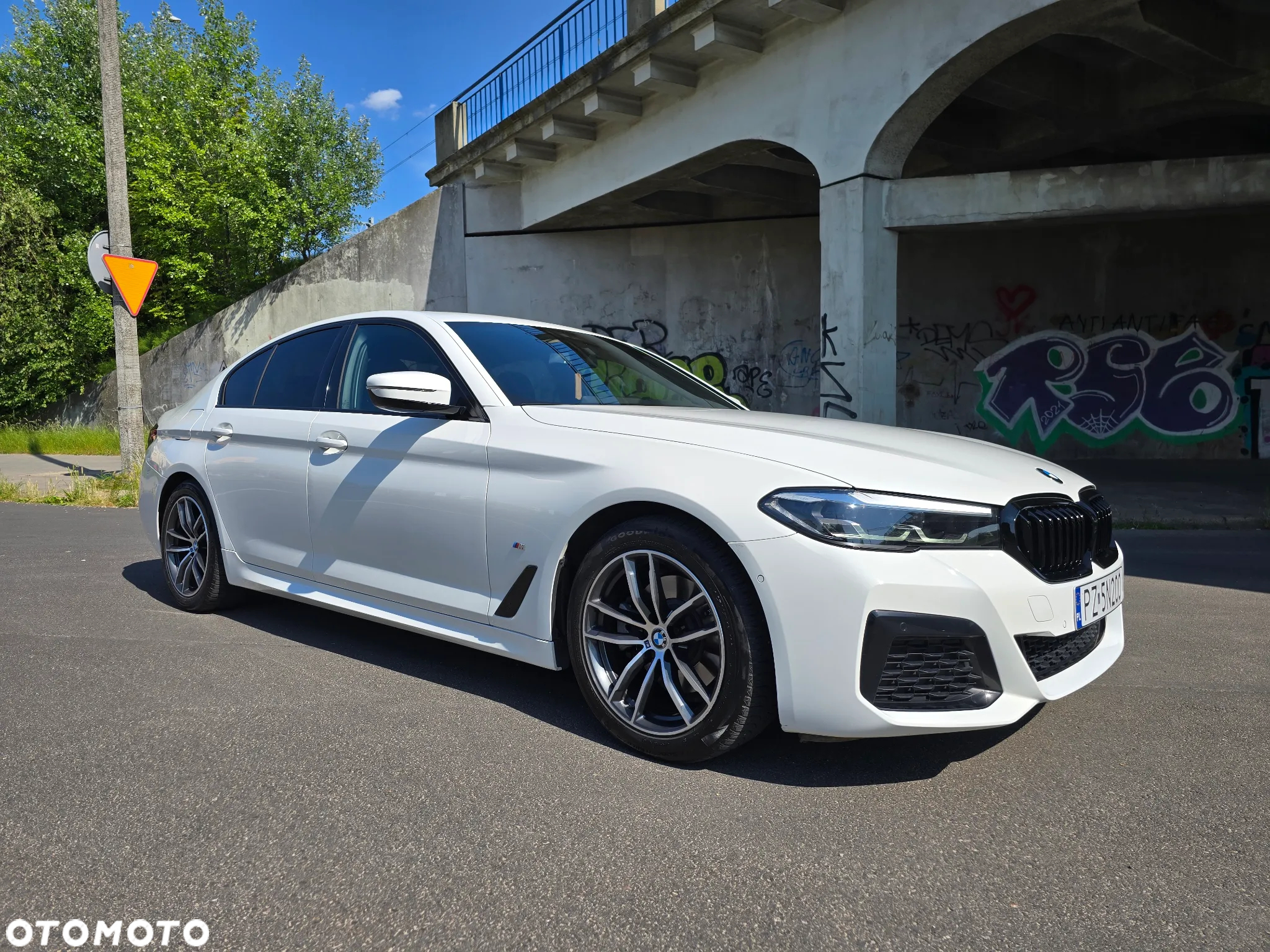 BMW Seria 5 518d M Sport sport - 8