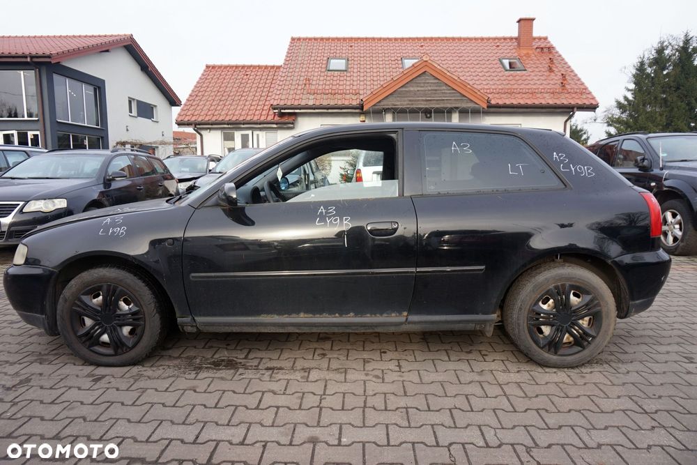 AUDI A3 8L1 3D HB 2000 LY9B 1.8T 16V ARZ 150KM ENJ CZARNY na części - 2