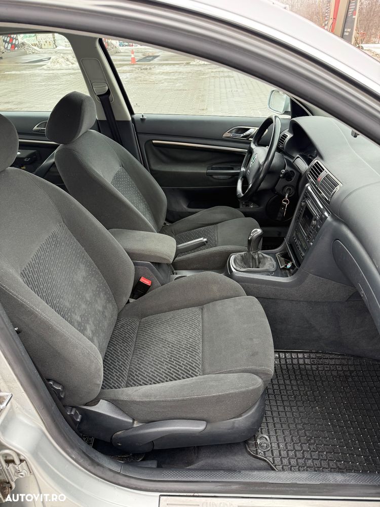 Skoda Superb 1,9 TDI Elegance - 6