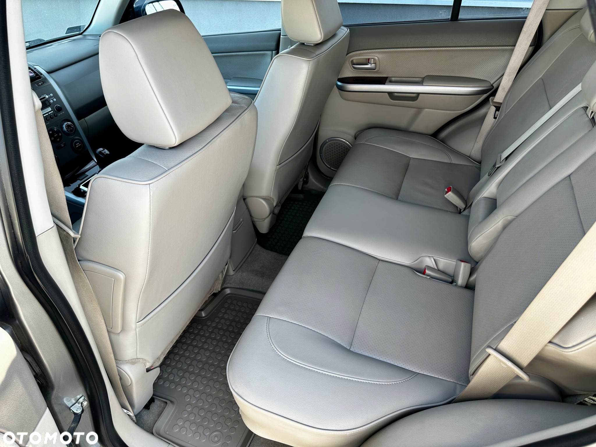 Suzuki Grand Vitara 2.0 De luxe - 10