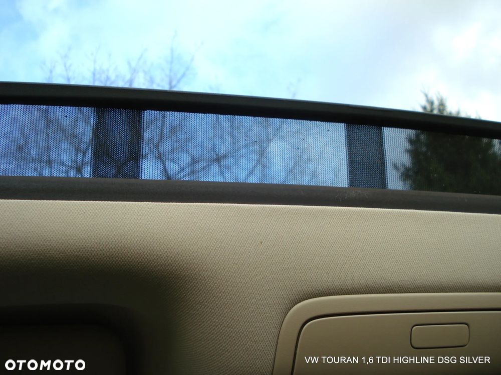 Volkswagen Touran 1.6 TDI DPF BlueMotion Technology DSG Highline - 18