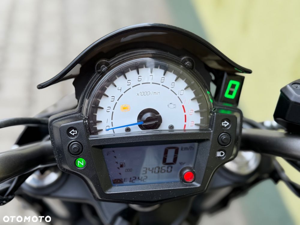 Kawasaki ER - 36
