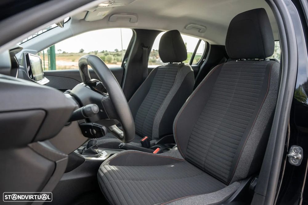 Peugeot 208 1.2 PureTech Active - 13