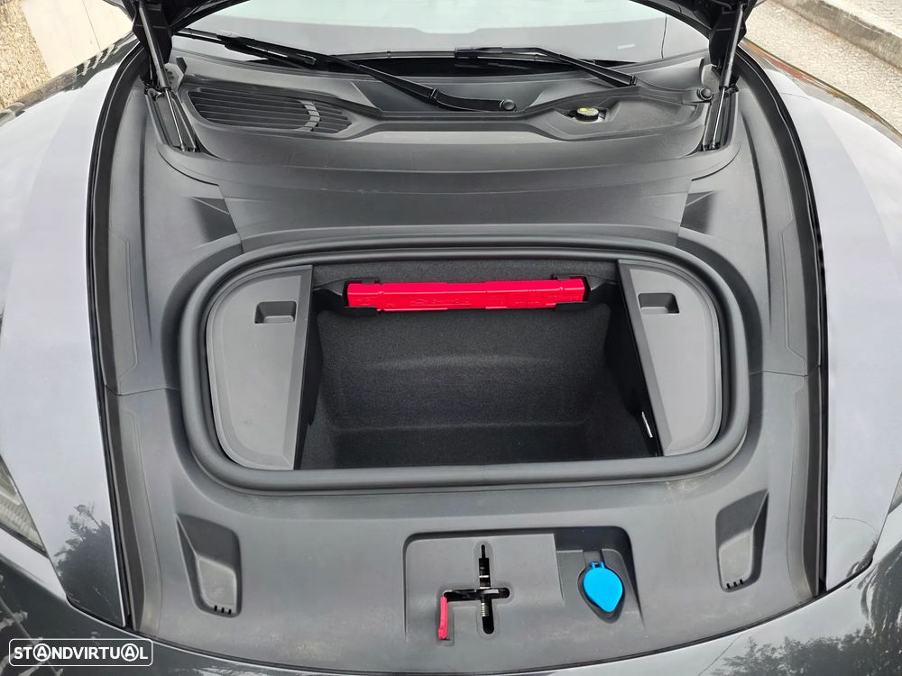 Porsche Taycan Sport Turismo - 27