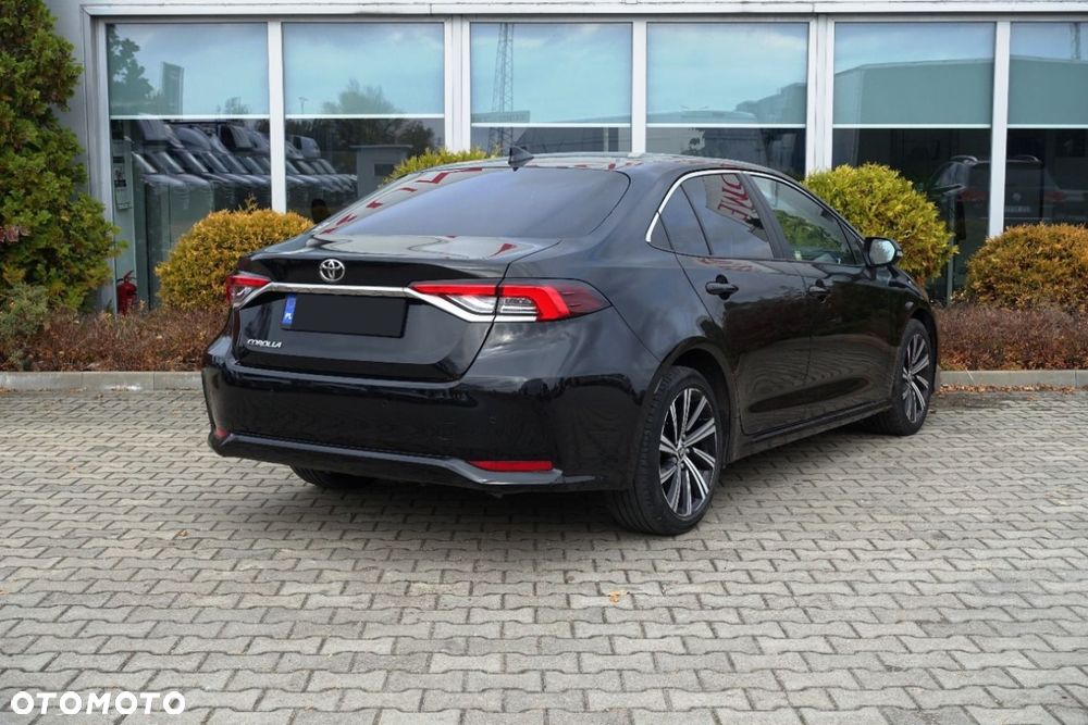 Toyota Corolla - 4