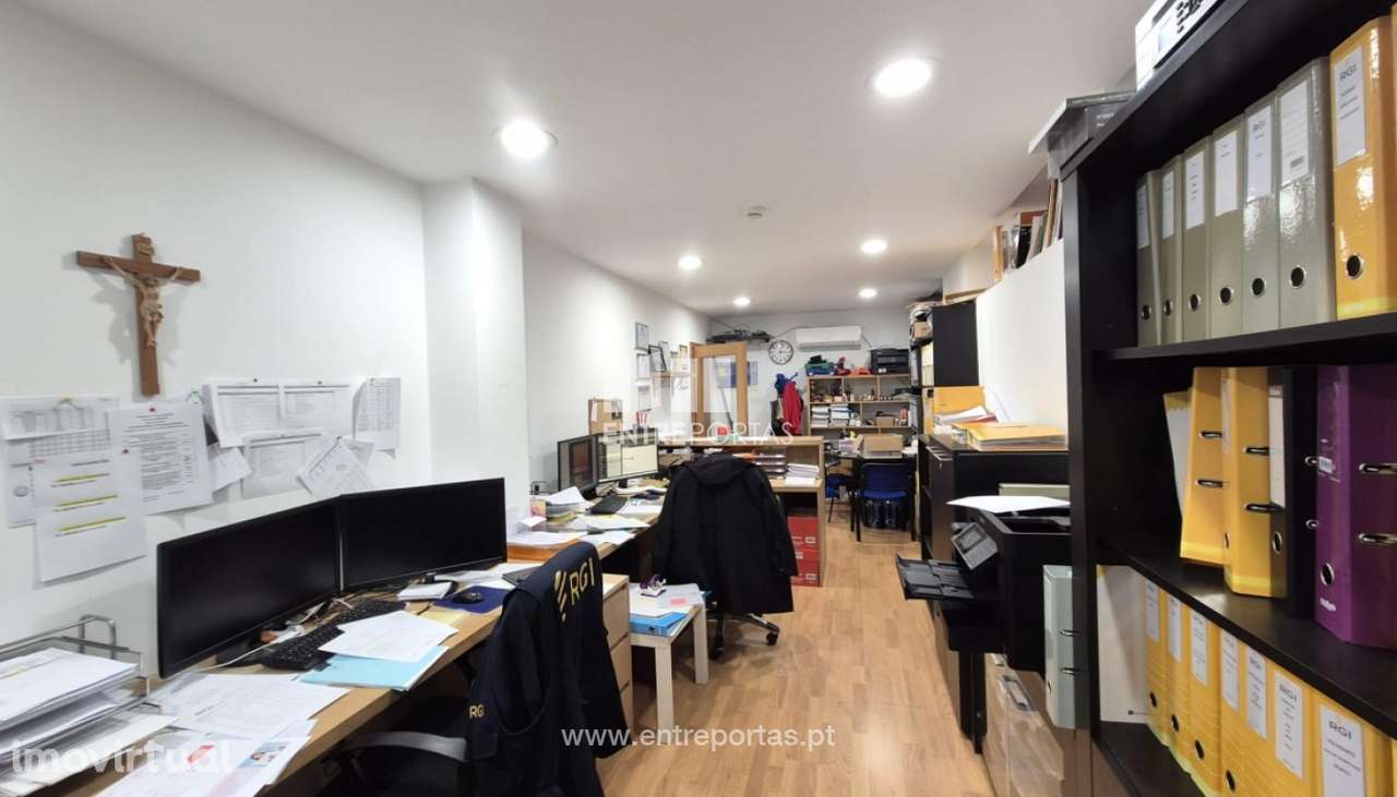 Armazém à Venda na Meadela / Portuzelo, Viana do Castelo. - Grande imagem: 5/31