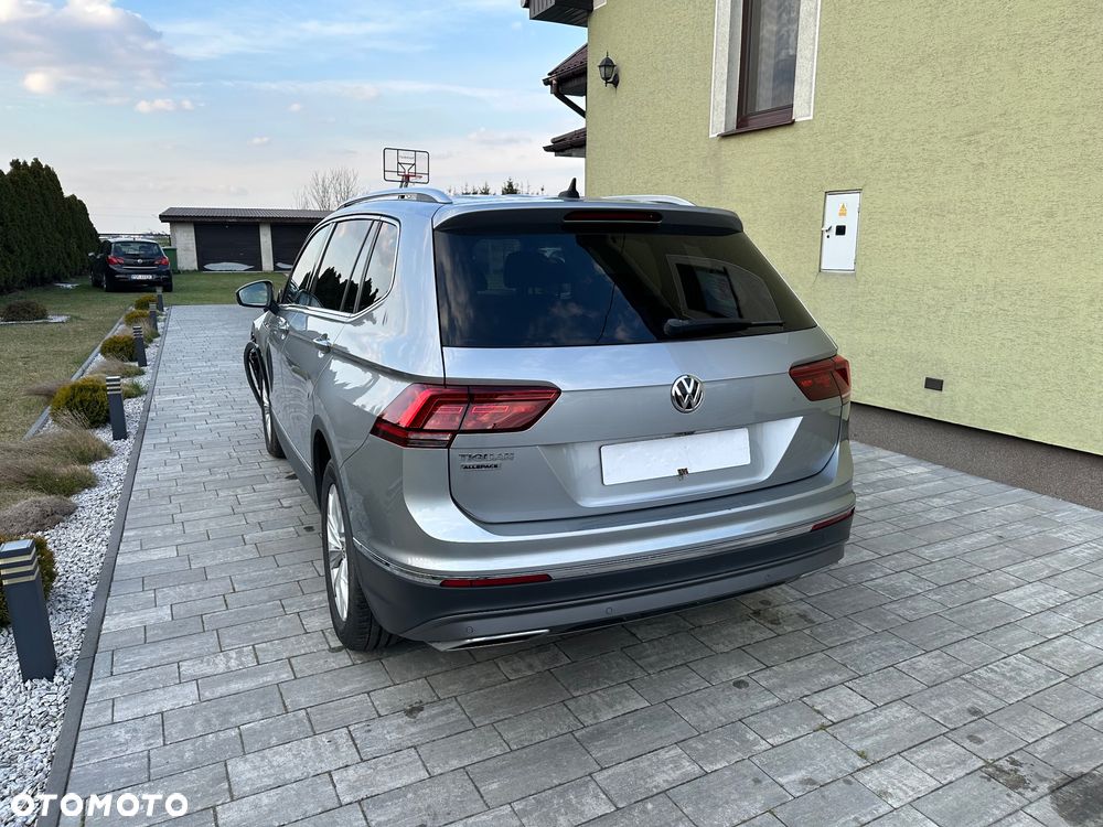 Volkswagen Tiguan Allspace 2.0 TDI SCR DSG Trendline - 10