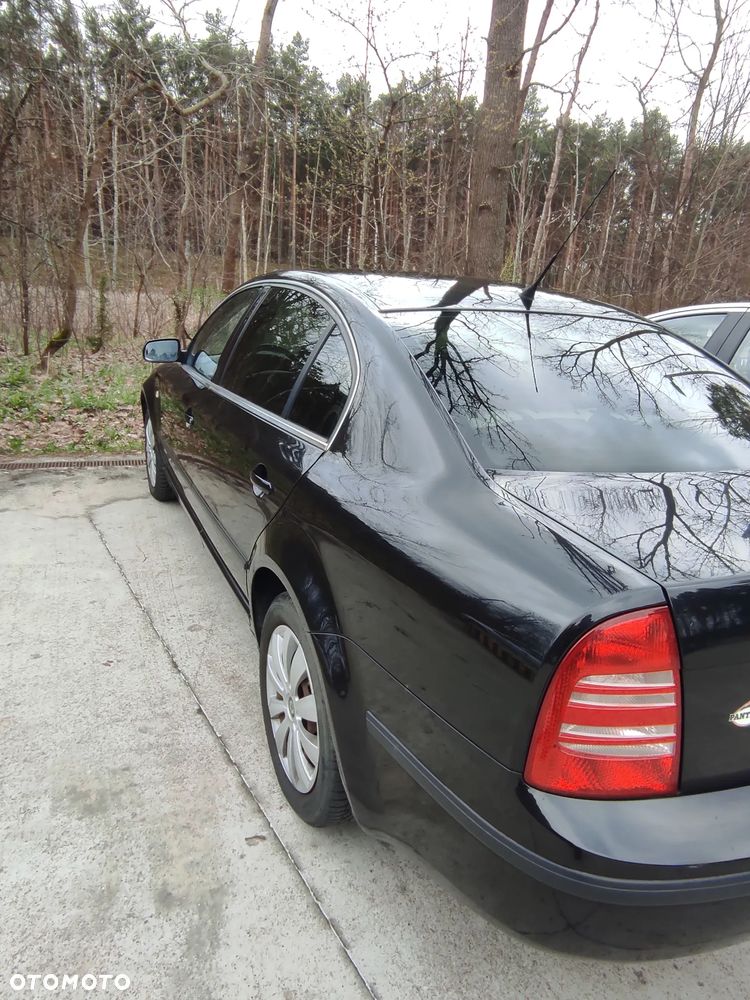 Skoda Superb 2.0 - 6