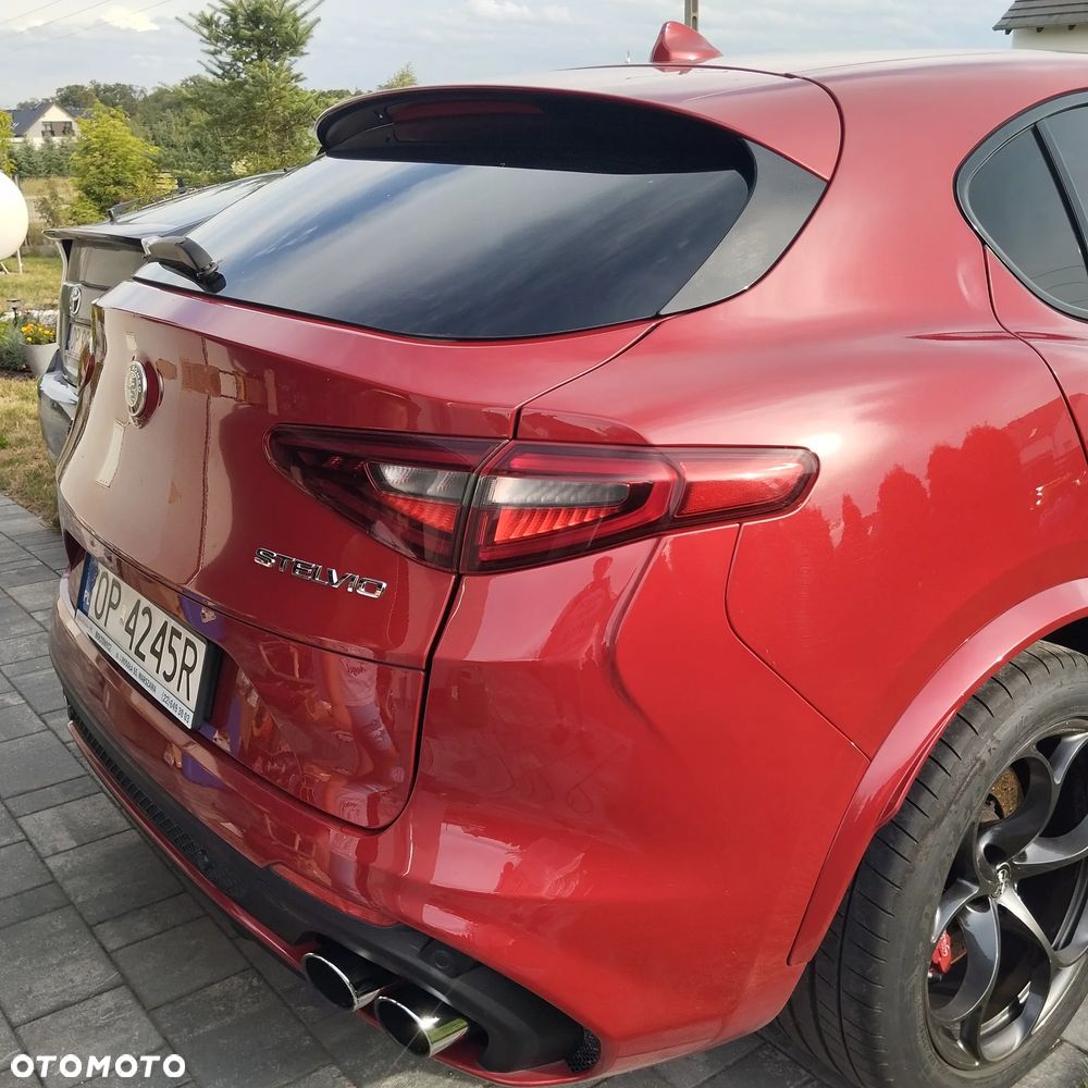 Alfa Romeo Stelvio 2.9 V6 Bi-Turbo Quadrifoglio Q4 - 11