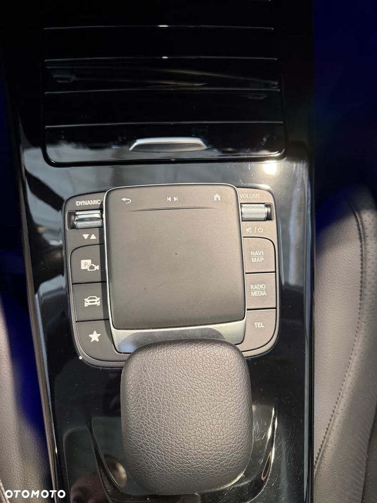 Mercedes-Benz Klasa A 200 7G-DCT Advanced AMG Line - 24