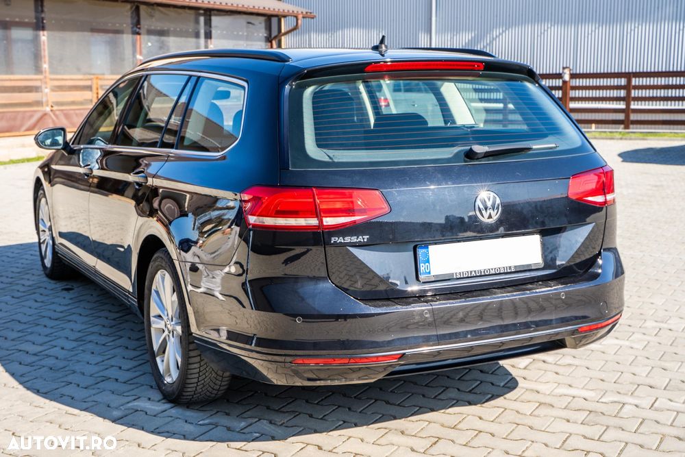 Volkswagen Passat 2.0 TDI SCR DSG Highline - 20