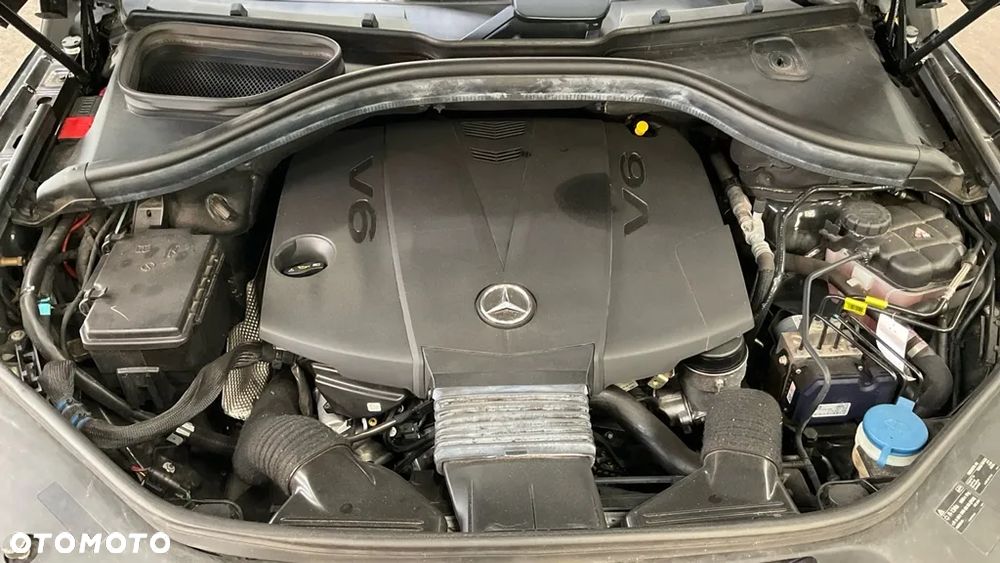 Mercedes-Benz GL 350 BlueTec 4-Matic - 18