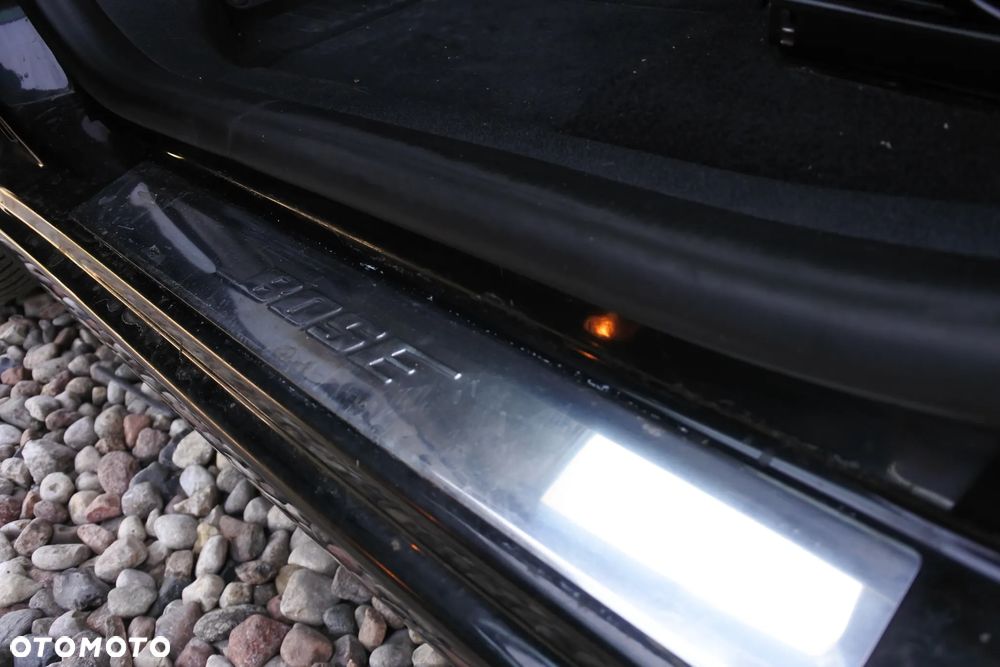 Renault Scenic 1.2 TCE Energy Bose - 32
