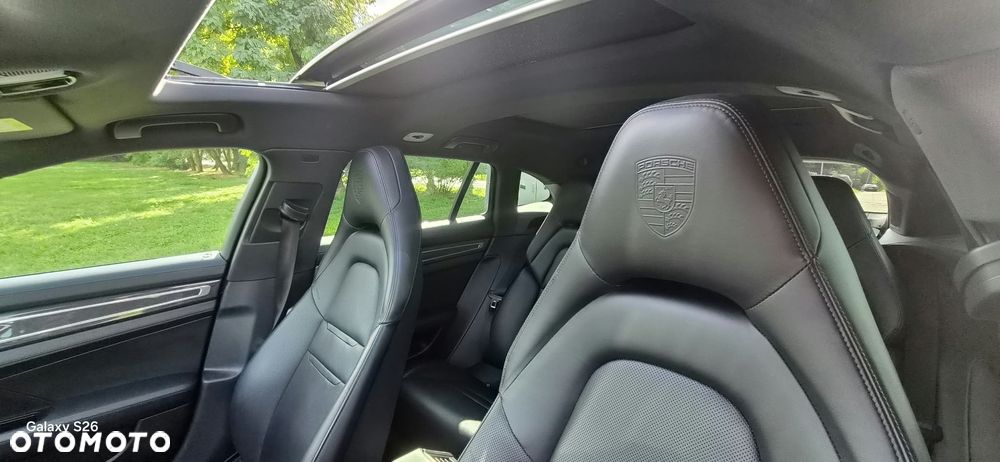 Porsche Panamera 4S Executive - 9