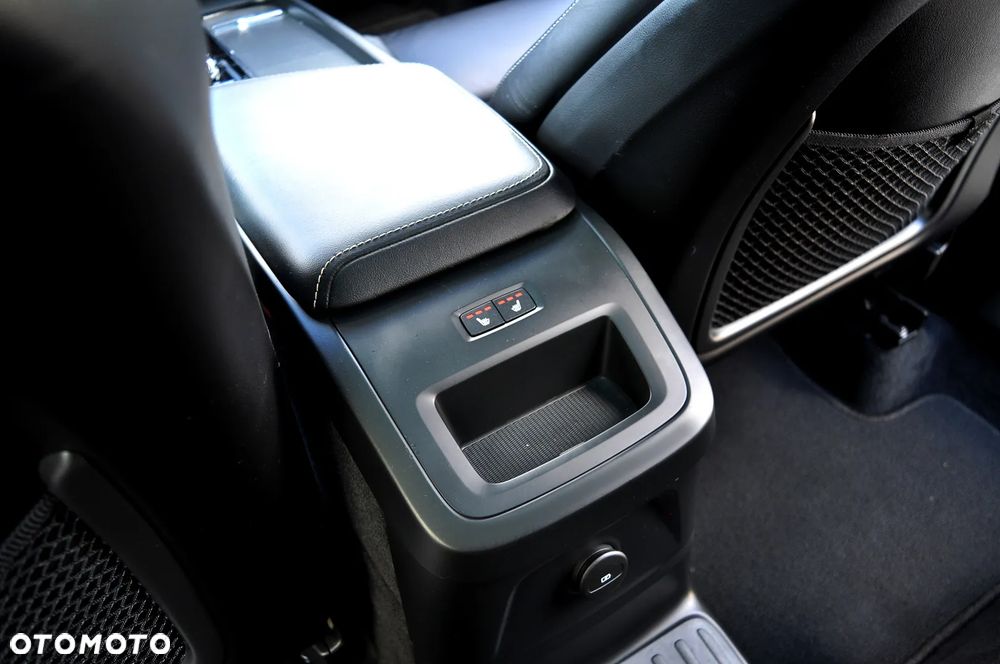 Volvo XC 60 T6 AWD Plug-In Hybrid Inscription - 32