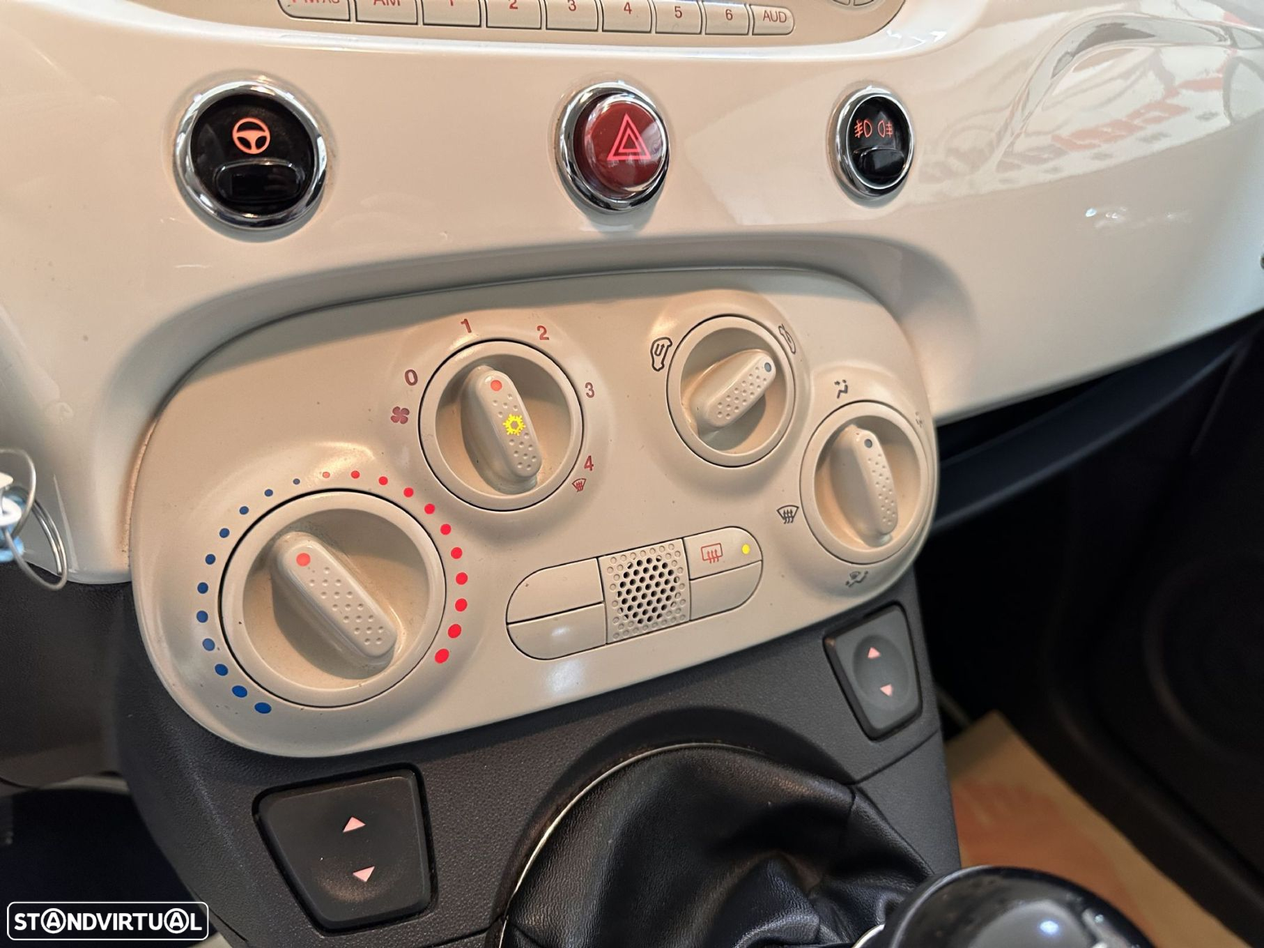 Fiat 500C 1.2 Lounge - 29