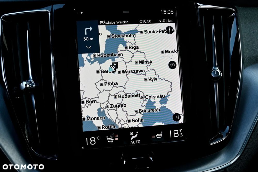 Volvo XC 60 D4 Momentum Pro - 25