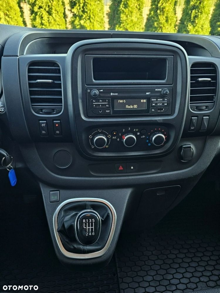 Renault Trafic - 17