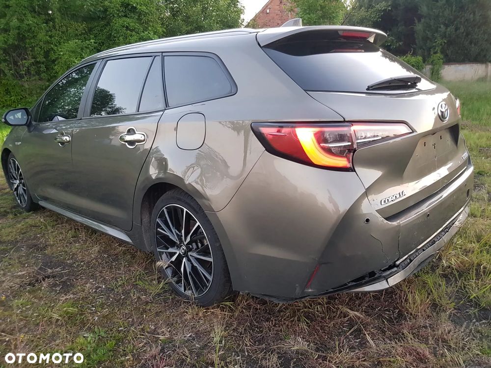 Toyota Corolla - 16