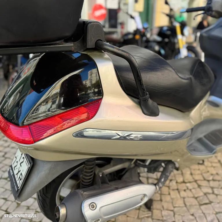 Piaggio X 8 200 - 18