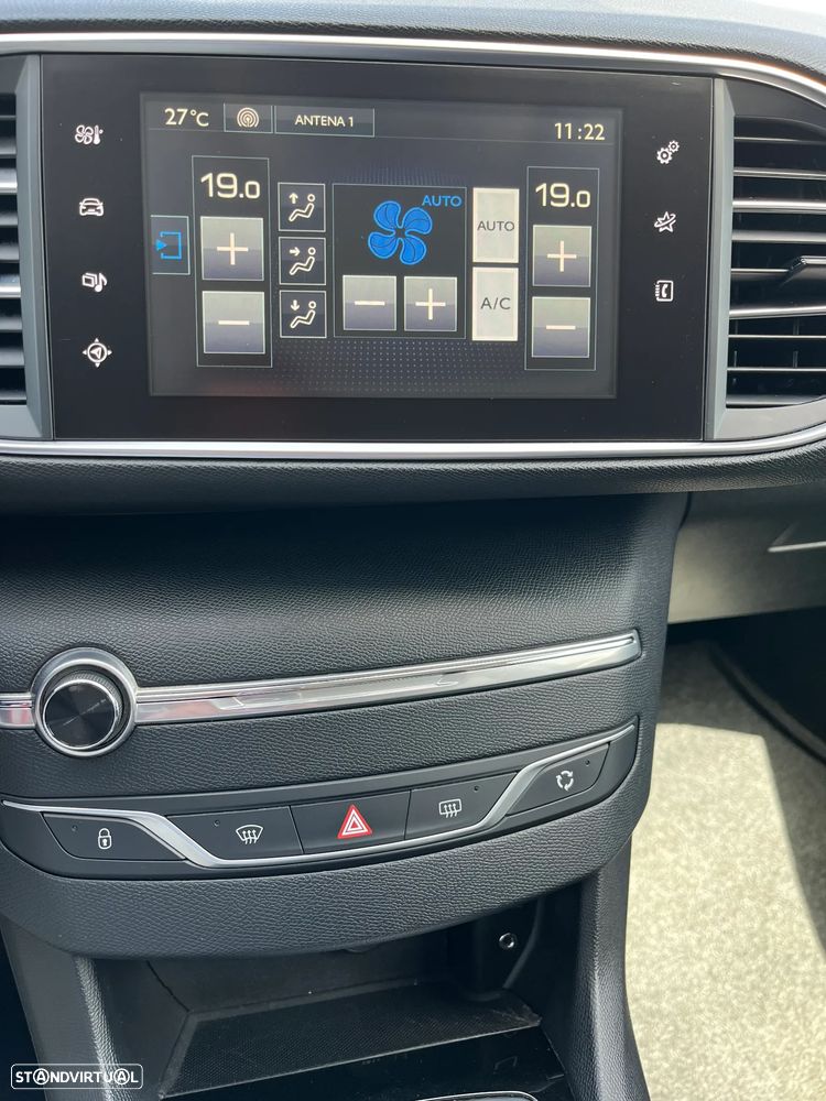 Peugeot 308 SW 1.6 BlueHDi Style - 20