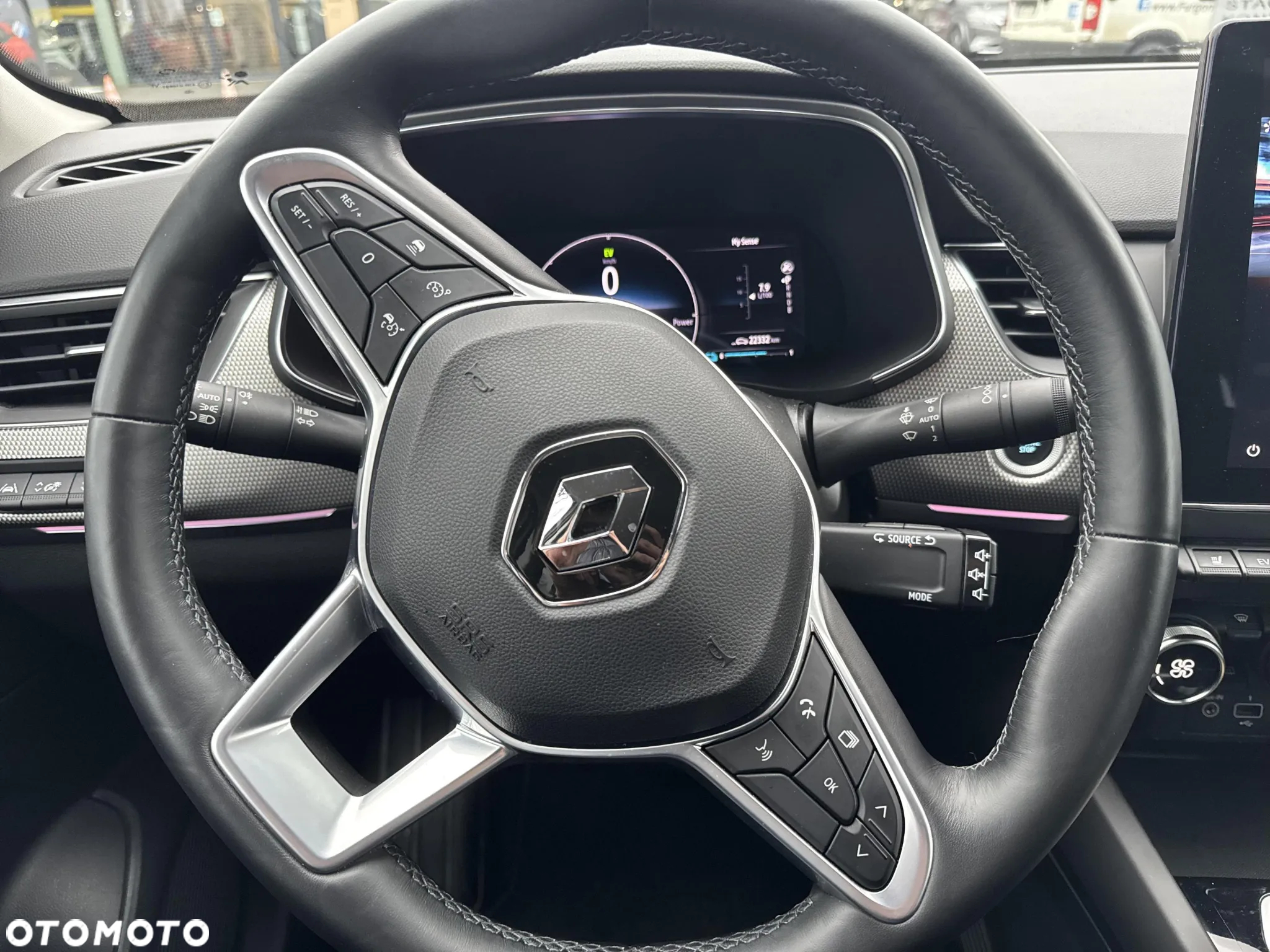 Renault Arkana 1.6 E-TECH Intens MMT - 22