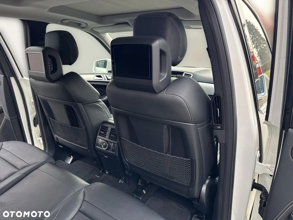 Mercedes-Benz ML 63 AMG 4Matic AMG SPEEDSHIFT 7G-TRONIC - 29