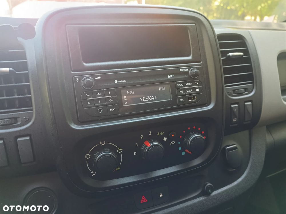 Renault Trafic - 32