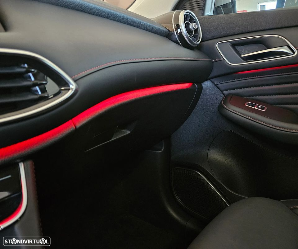 MG EHS 1.5 T-GDI Plug-in Hybrid Luxury - 48