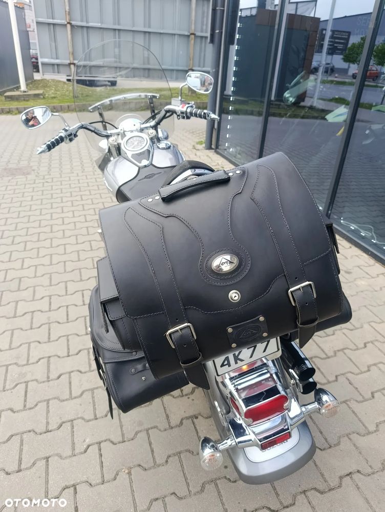 Suzuki Boulevard - 21