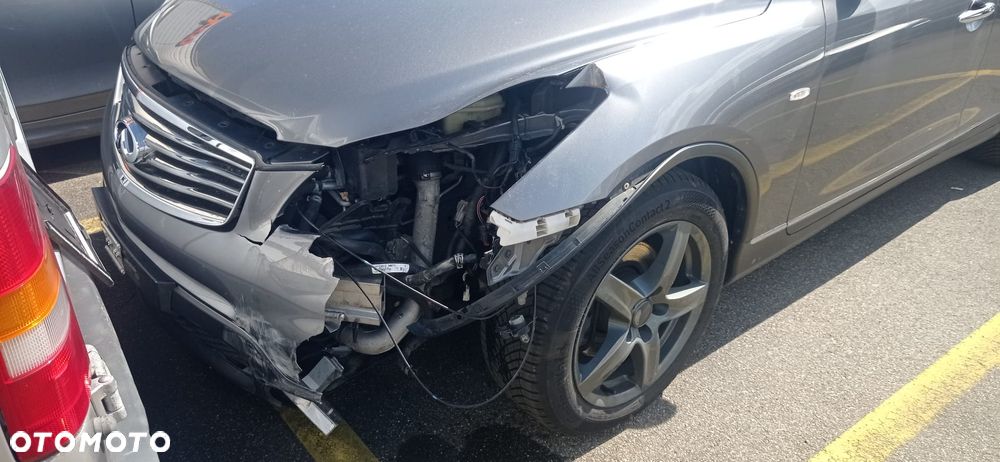 Infiniti EX EX30d - 12