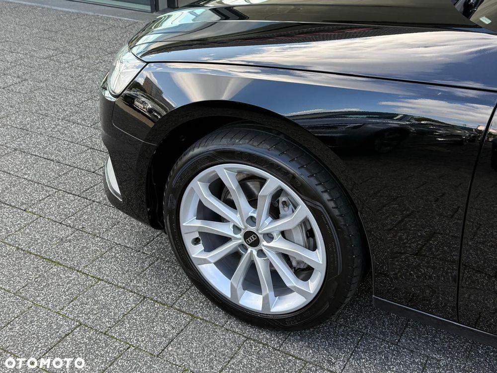 Audi A4 Avant - 11