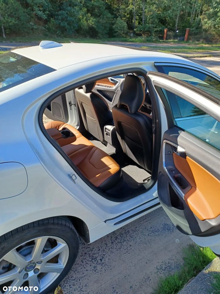 Volvo S60 - 19