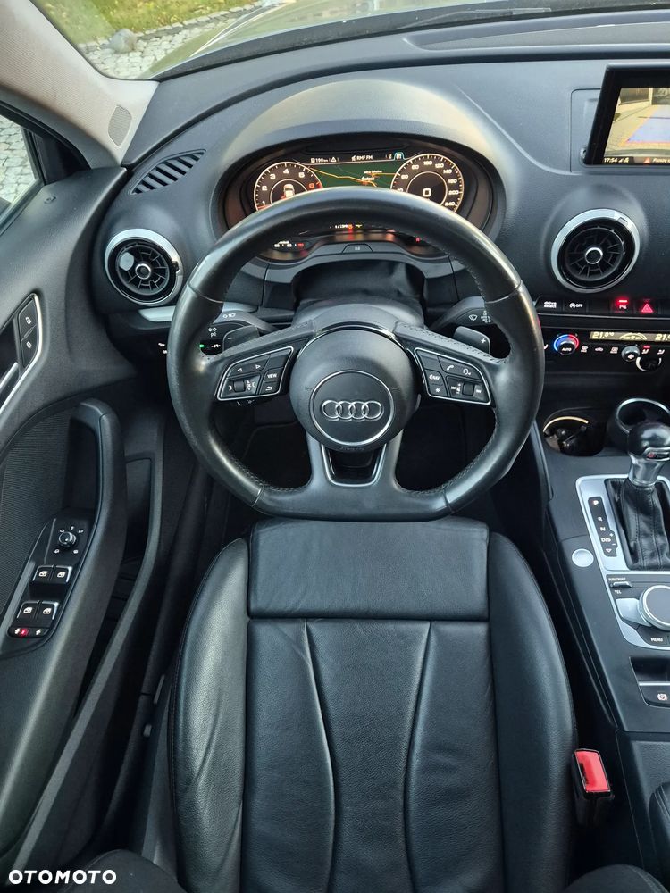 Audi A3 Sportback - 16