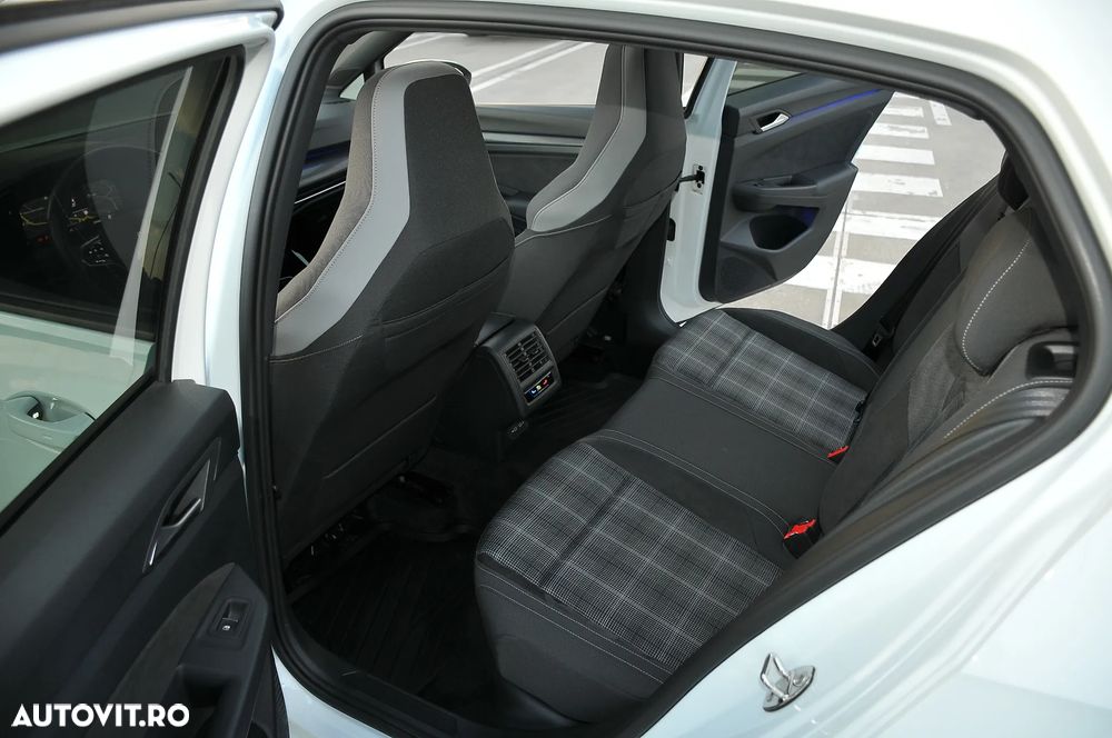 Volkswagen Golf 2.0 TDI DSG GTD - 15