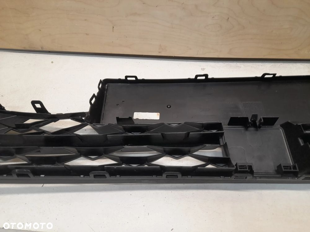 SEAT LEON IV 4 KRATKA ŚRODKOWA ATRAPA GRILL ZDERZAKA PRZÓD 5FA853667 - 7