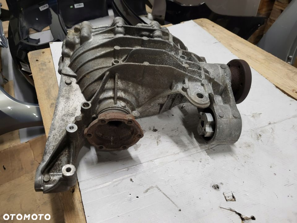 MOST TYLNY DYFER AUDI Q7 4M0 M0021547 - 3