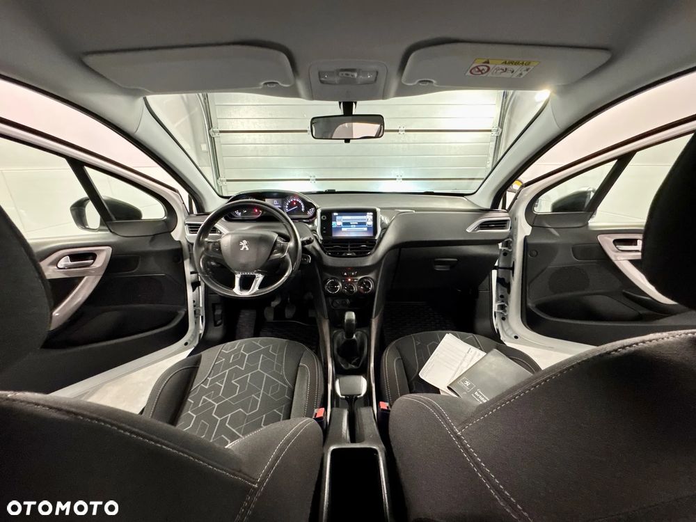 Peugeot 2008 - 18