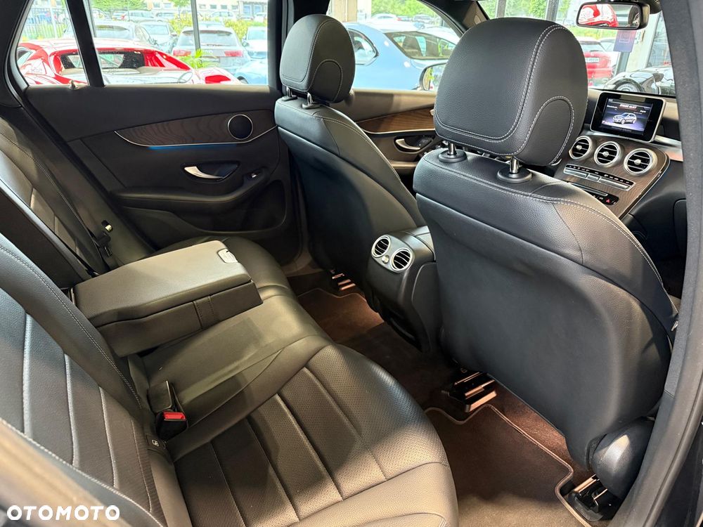 Mercedes-Benz GLC 220 d 4Matic 9G-TRONIC Exclusive - 12
