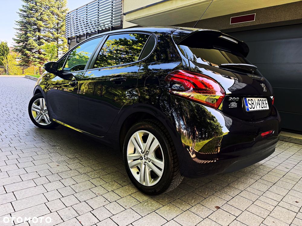 Peugeot 208 1.2 VTi Style - 21