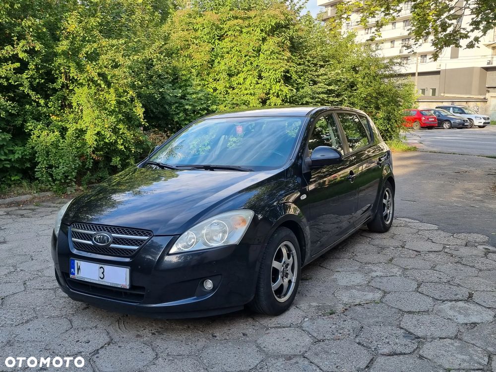 Kia Ceed 1.6 Crdi Comfort + - 2