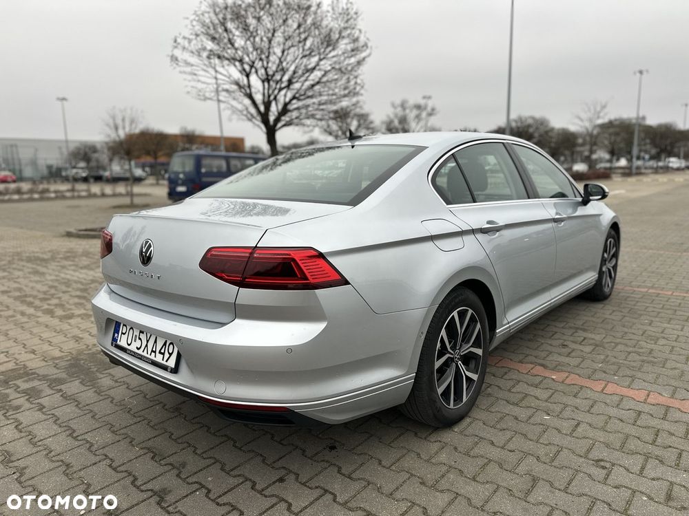 Volkswagen Passat 2.0 TSI Business DSG - 8