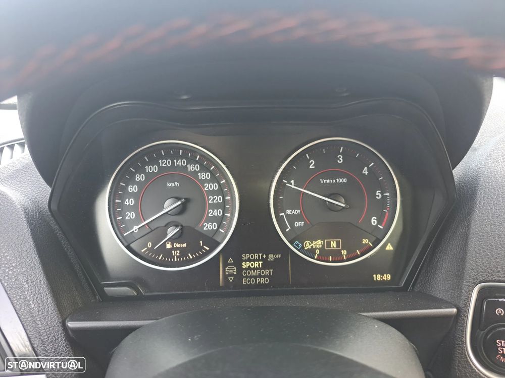 BMW 116 d Sport Line - 18