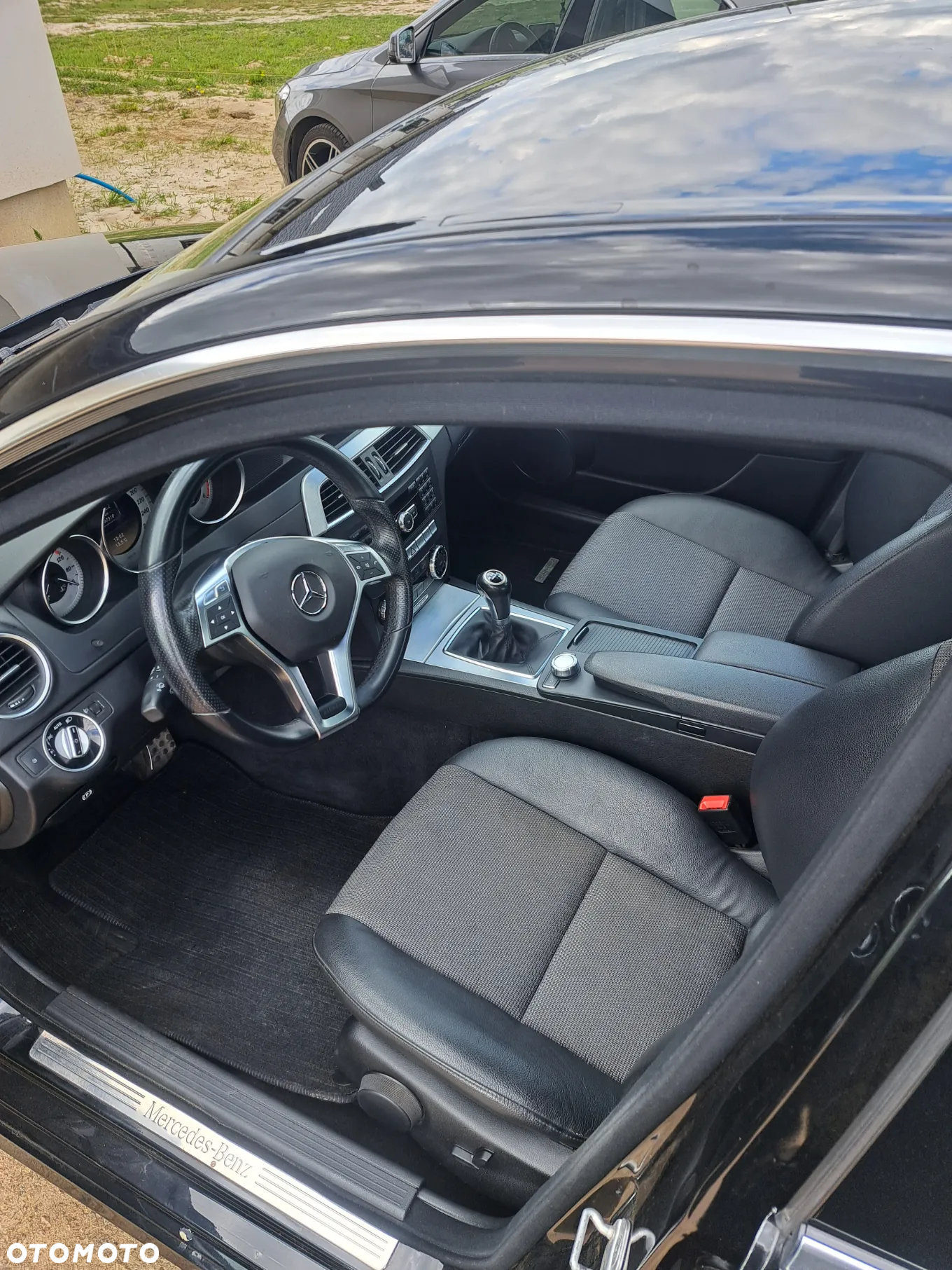 Mercedes-Benz Klasa C 180 T CDI DPF (BlueEFFICIENCY) Avantgarde - 19