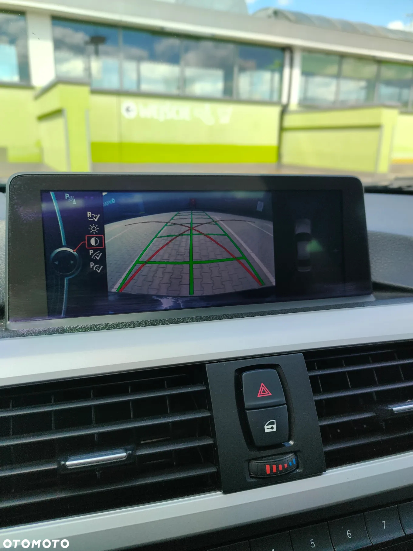 BMW Seria 3 328i xDrive Luxury Line - 12