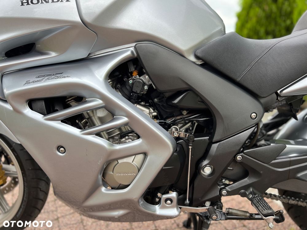 Honda CBF - 23